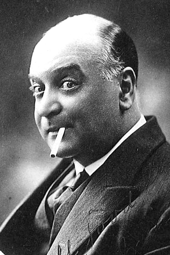 Фото  (Frank Stanmore)