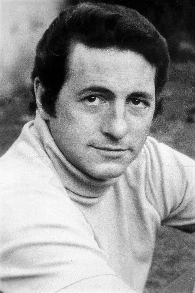 Фото  (Jorge Lavat)