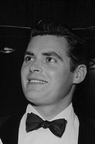 Фото Чарльз Б. Фицсаймонс (Charles B. Fitzsimons)