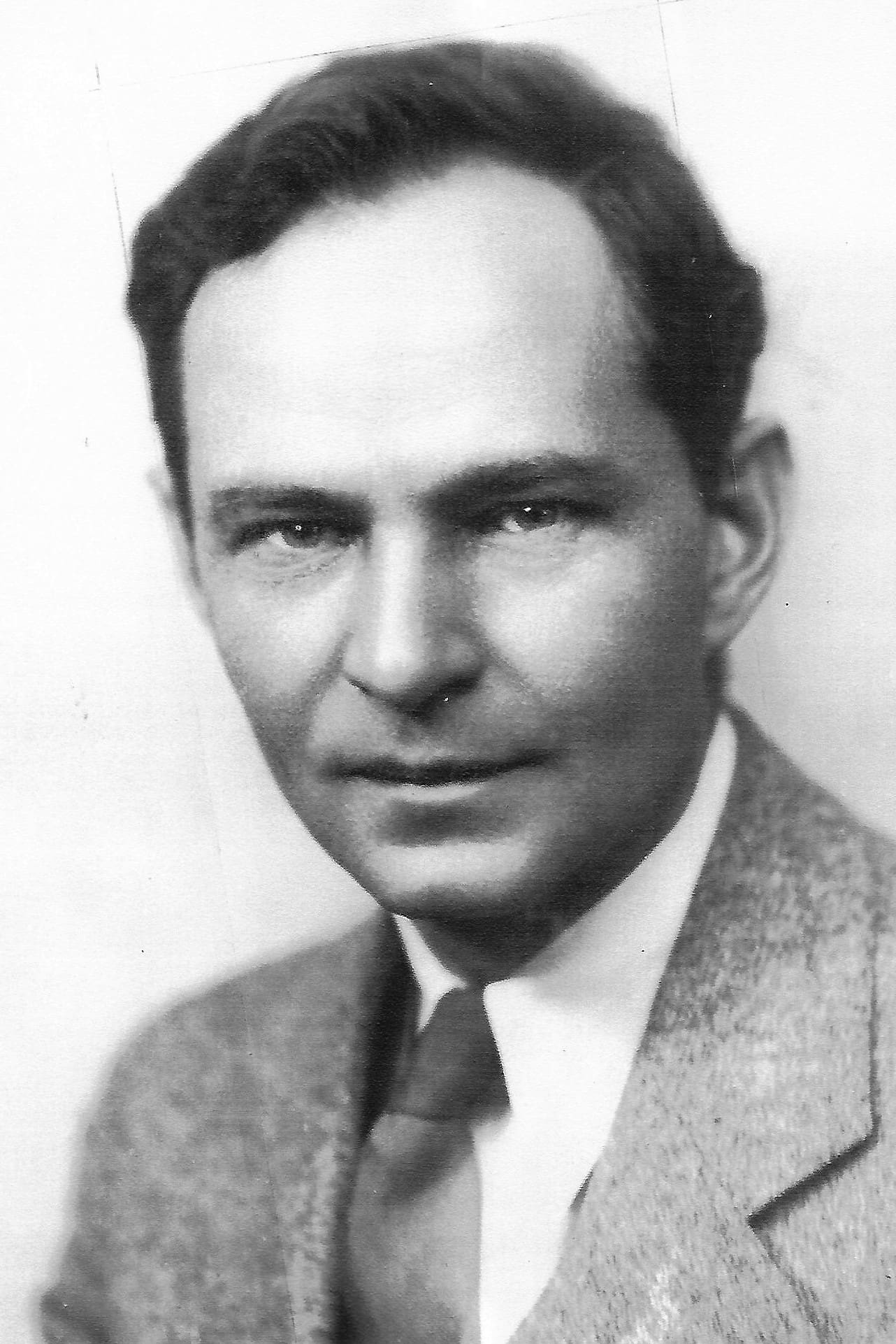 Фото Эрл Ходжинс (Earle Hodgins)