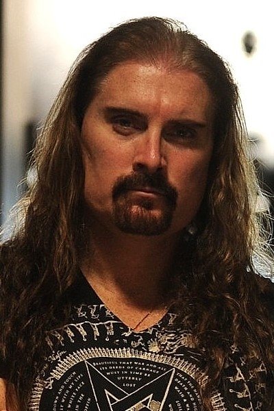 Фото  (James LaBrie)