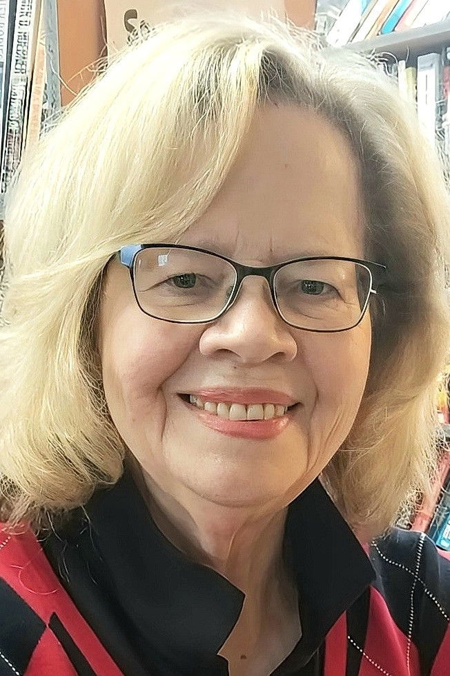 Фото  (Rebecca Morris)