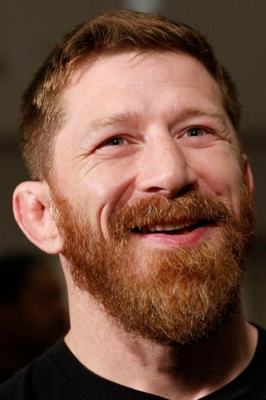 Фото  (Mike Brown)