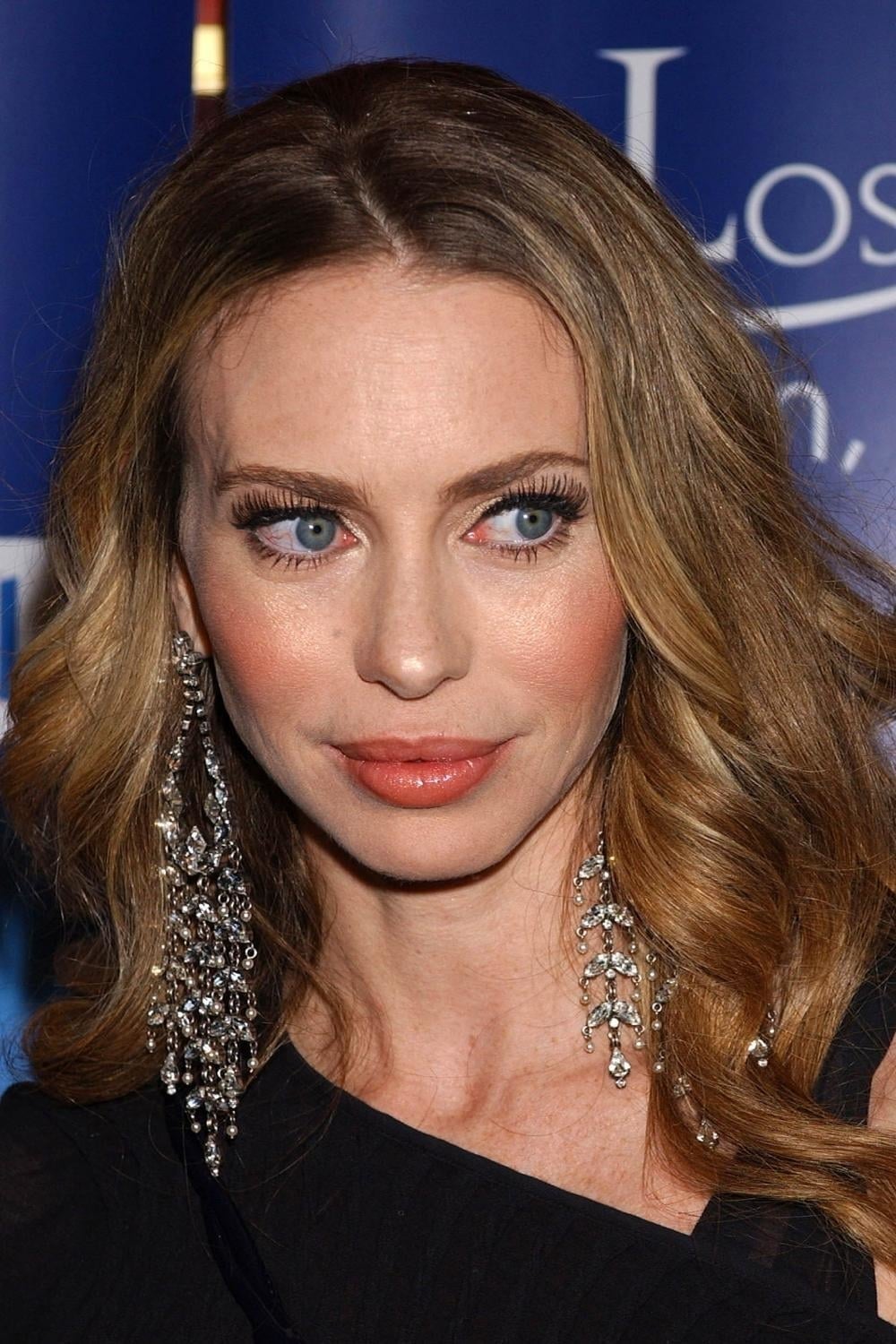 Фото Ивонн Шио (Yvonne Sciò)