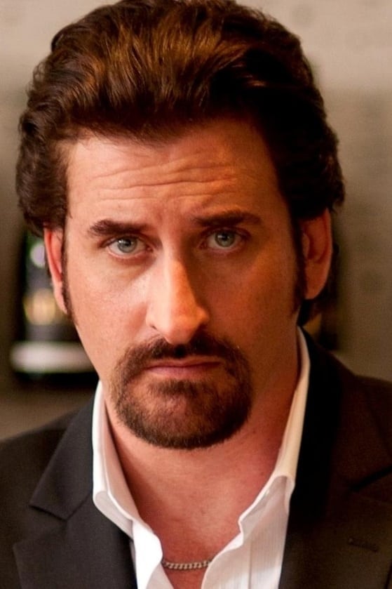 Фото Лачи Халм (Lachy Hulme)