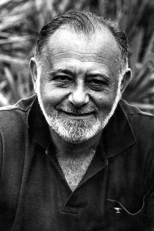 Фото  (Ivan Tors)