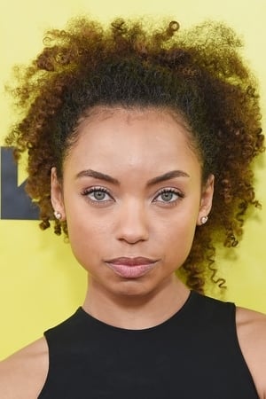 Фото Логан Браунинг (Logan Browning)