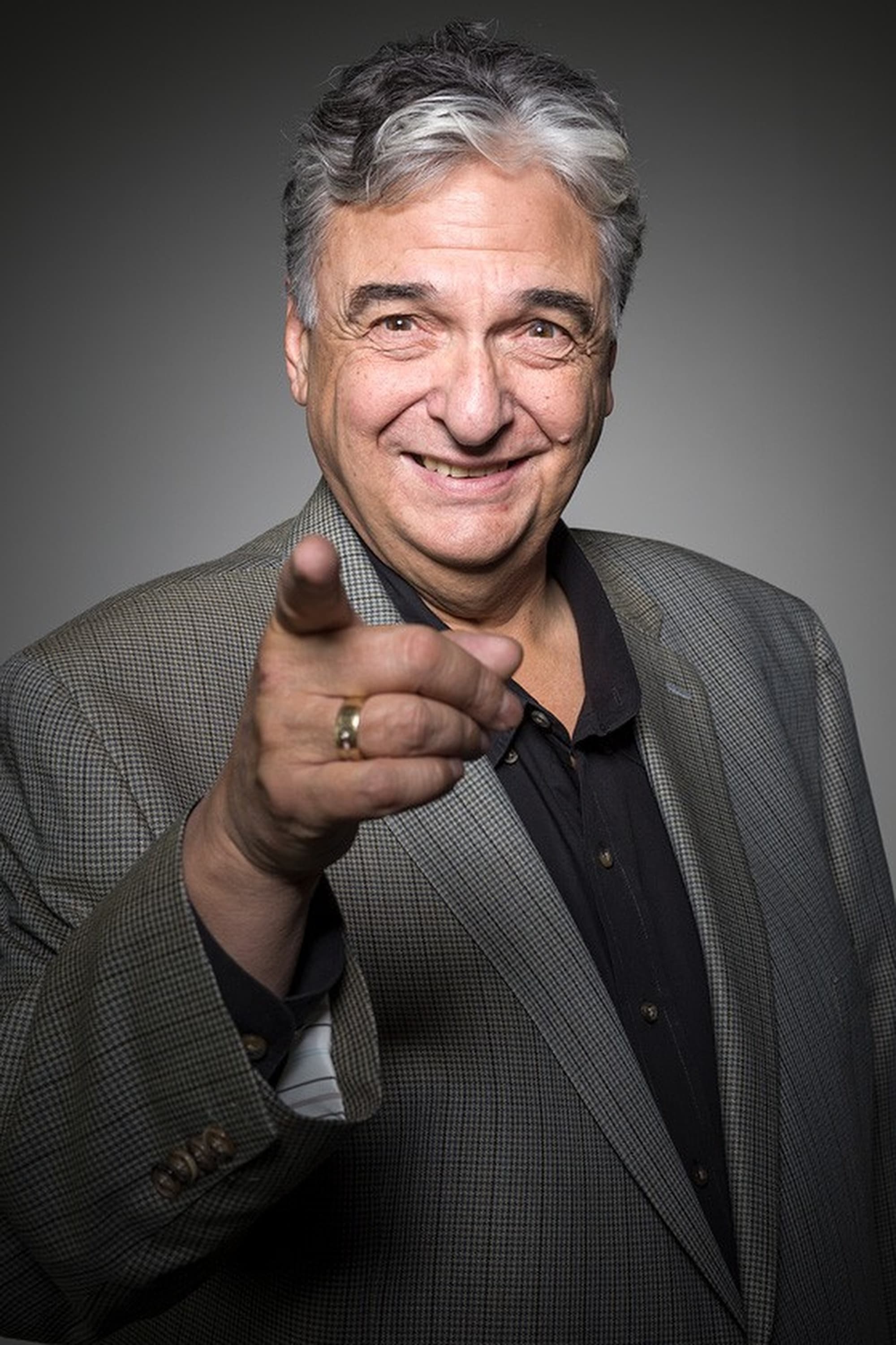 Фото Григорий Нава (Gregory Nava)