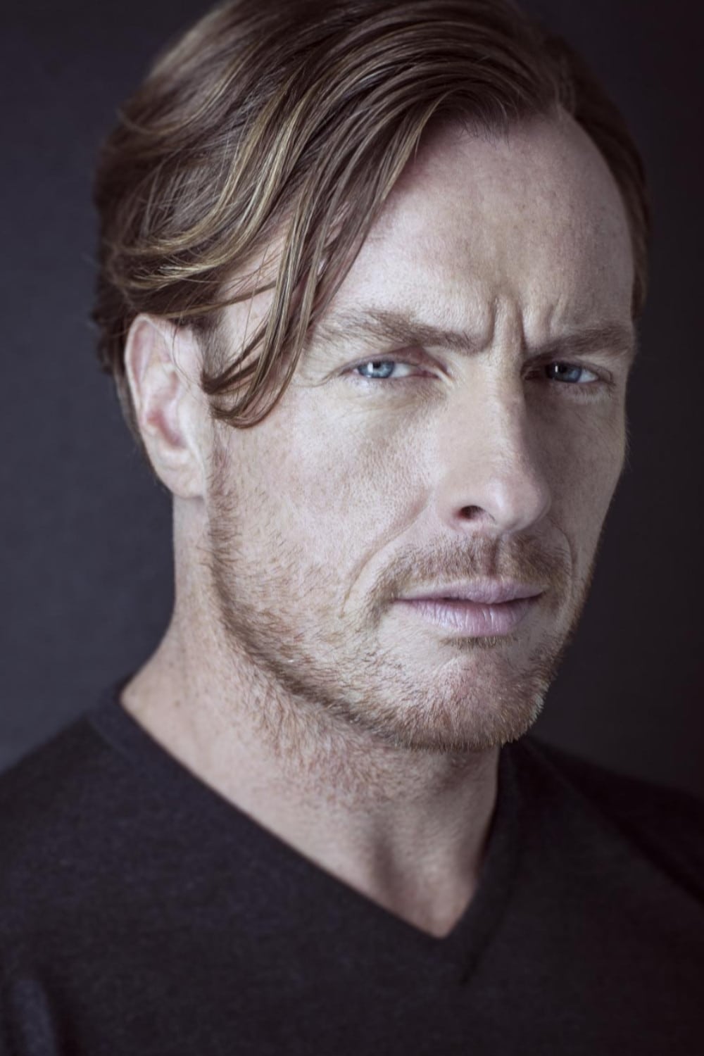 Фото Тоби Стивенс (Toby Stephens)
