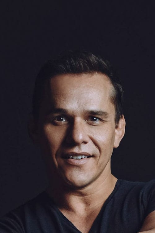 Фото Стив Карденас (Steve Cardenas)