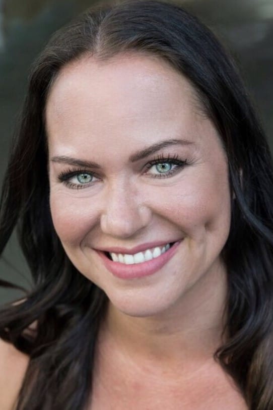 Фото Кэролайн Клементс (Caroline Clements)