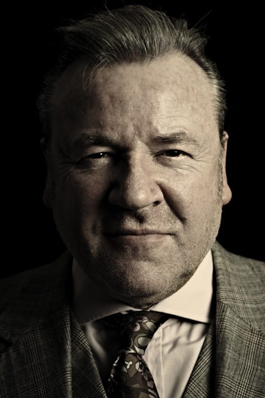 Фото Рэй Уинстон (Ray Winstone)