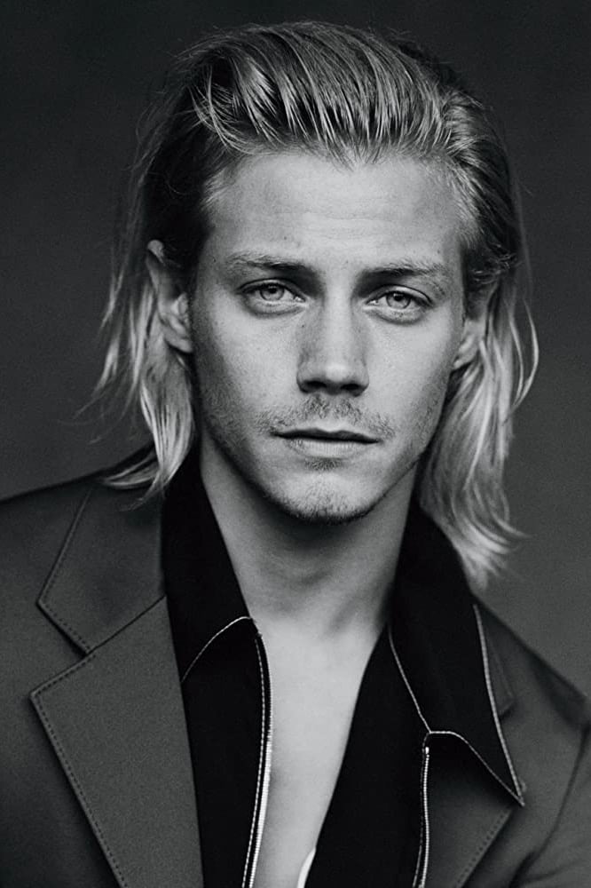 Фото Макколл Ломбарди (McCaul Lombardi)