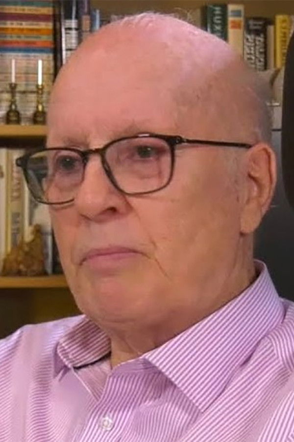 Фото  (Lindsey C. Vickers)