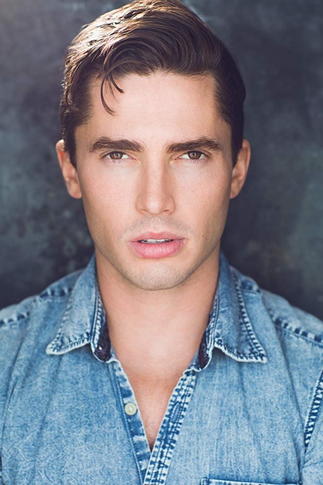 Фото  (Mark Ryan Anderson)