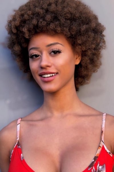 Фото Сторми Майя (Stormi Maya)