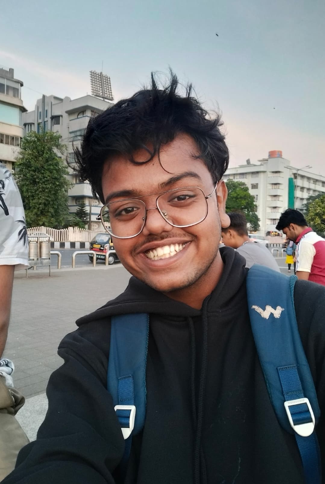 Фото  (Karan Sharma)