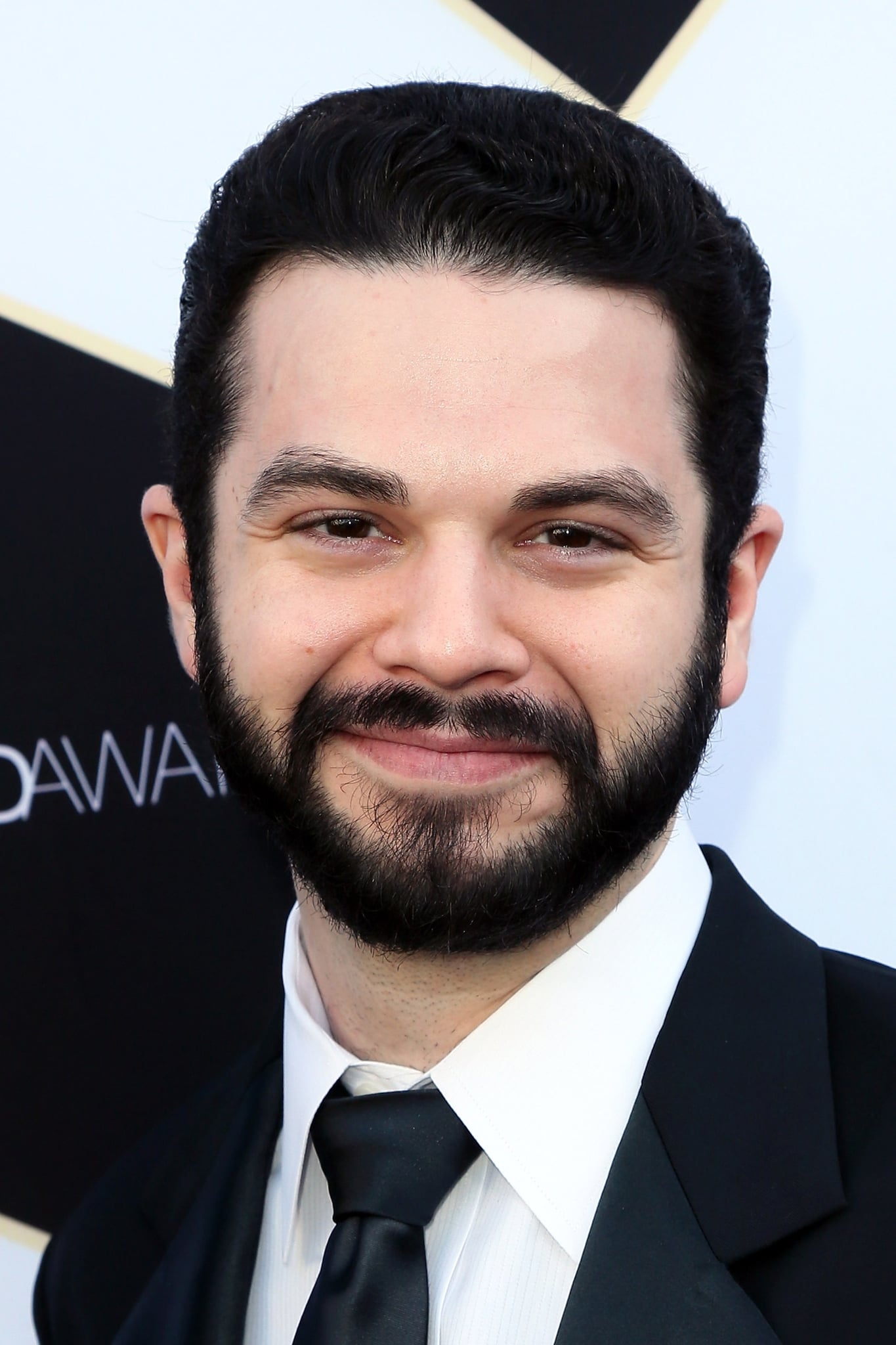 Фото Сэм Левин (Samm Levine)