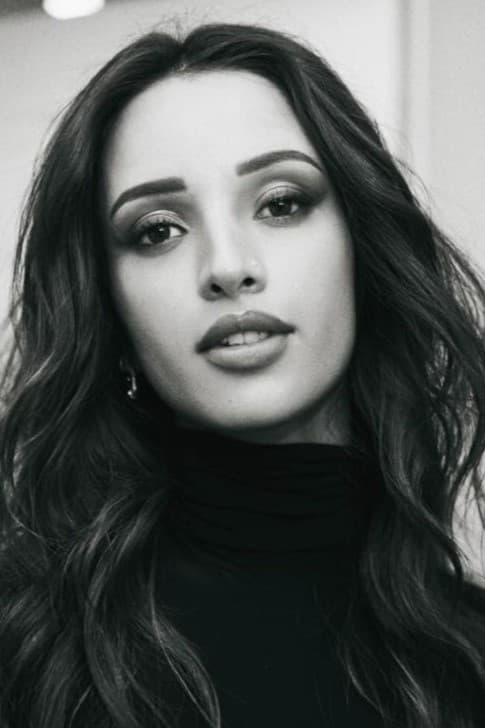 Фото Трипти Димри (Tripti Dimri)