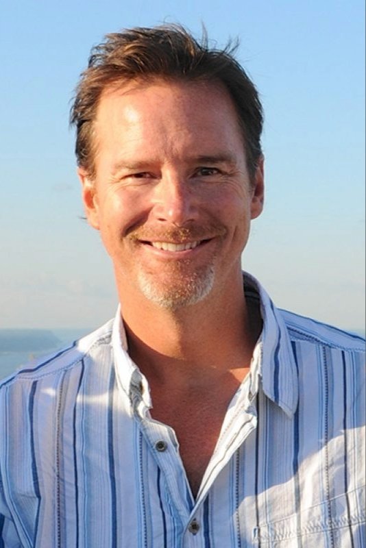 Фото Роджер Бартон (Roger Barton)