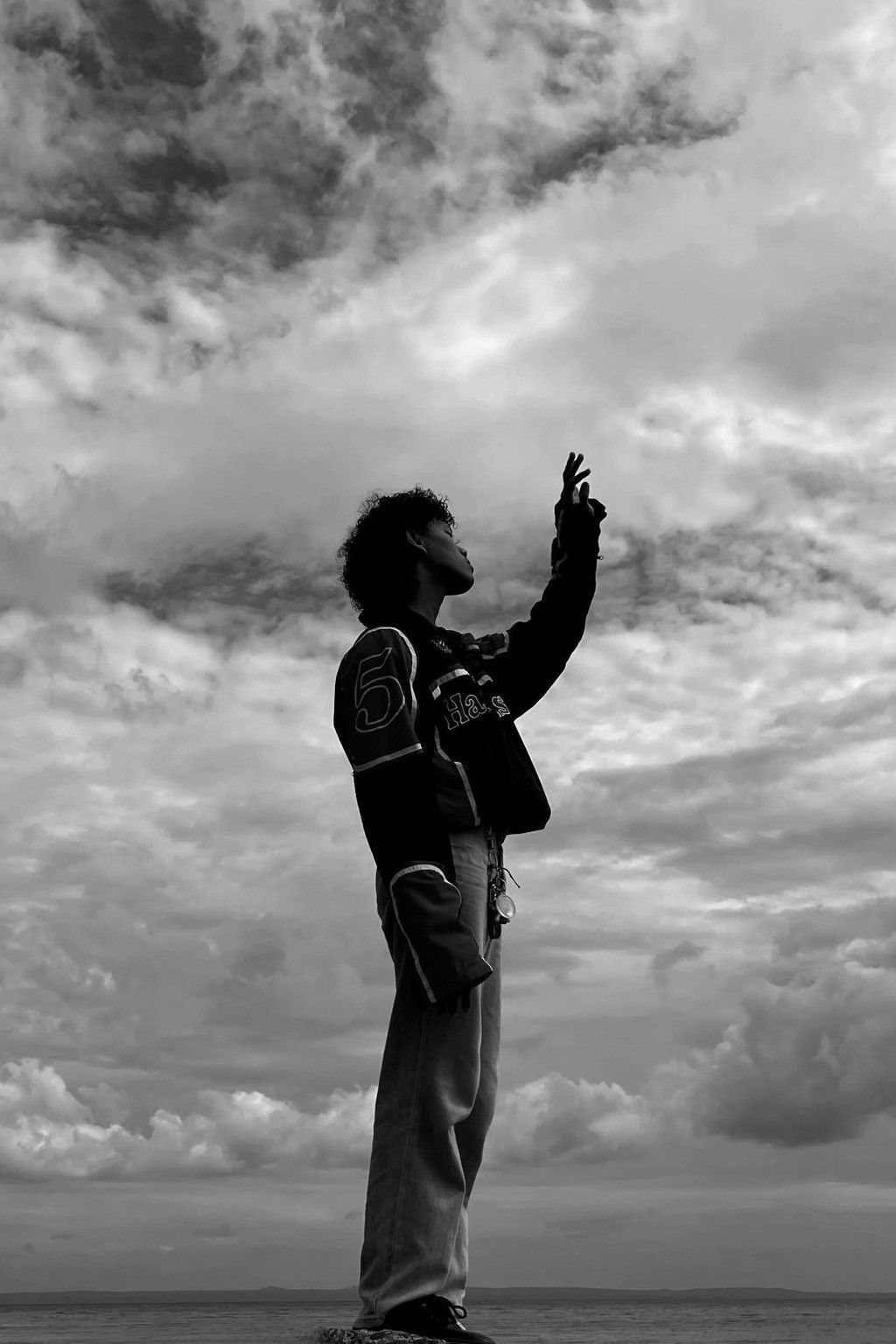 Фото  (John Christian Ledesma)