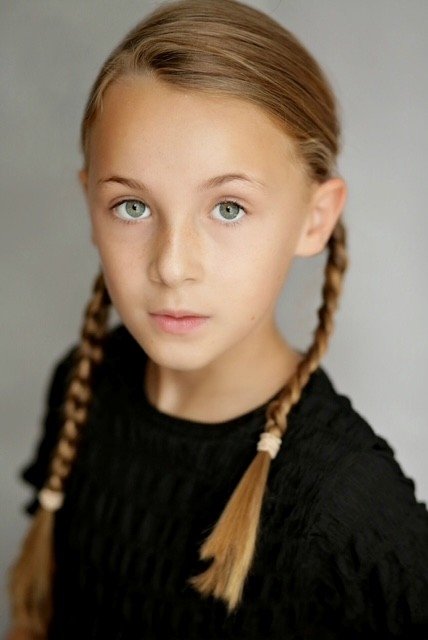 Фото Сесилия Блэр (Cecilia Blair)