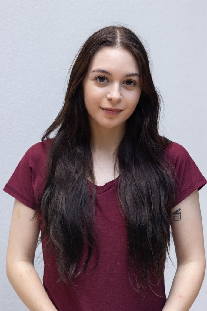 Фото  (Cloë Weiser-Fisher)