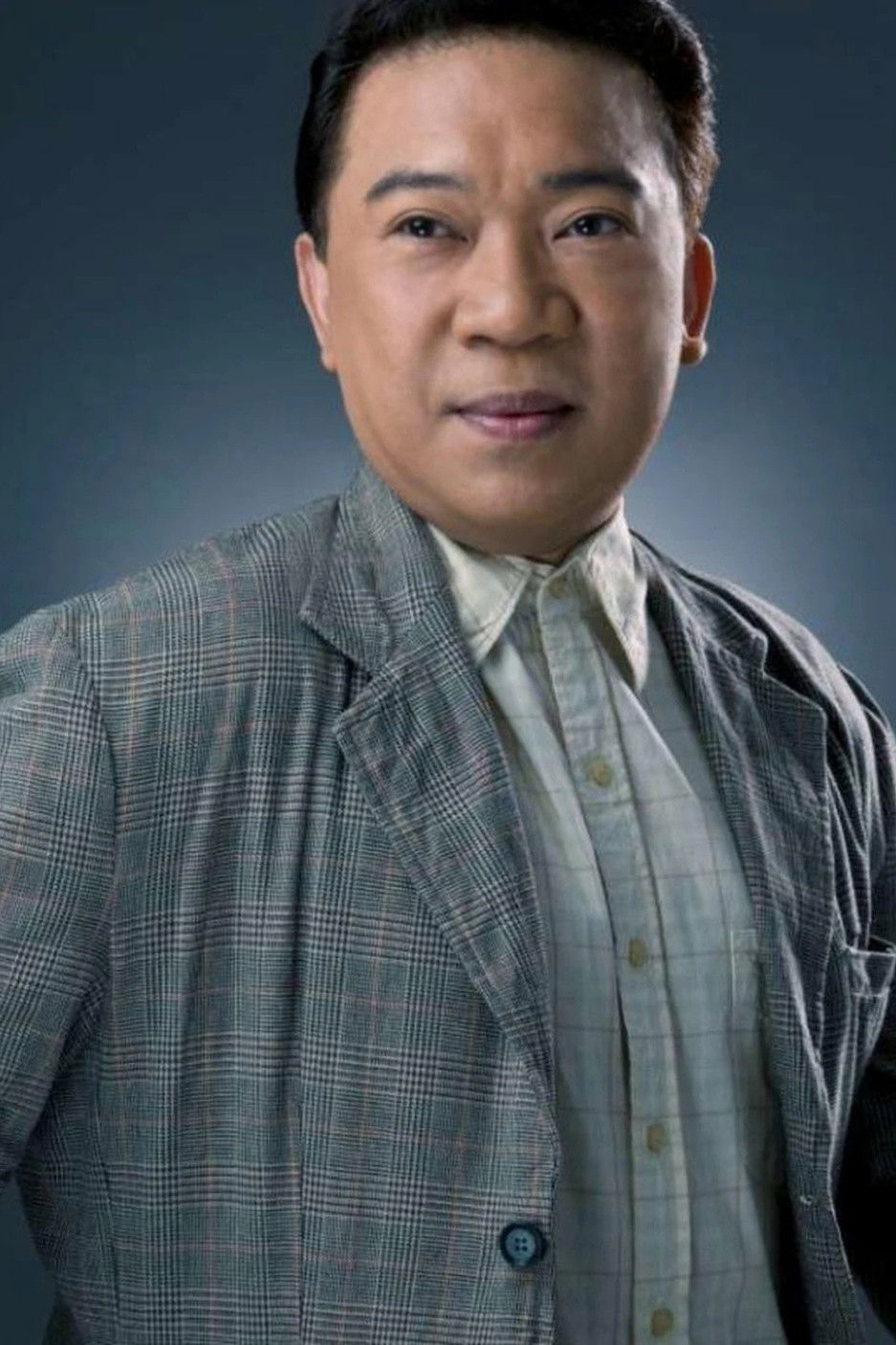 Фото  (Roderick Paulate)