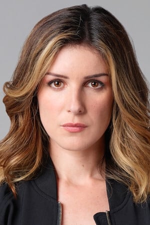 Фото Шенаэ Граймс-Бич (Shenae Grimes-Beech)