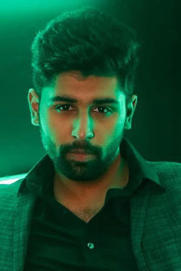 Фото  (Aditya Madhavan)