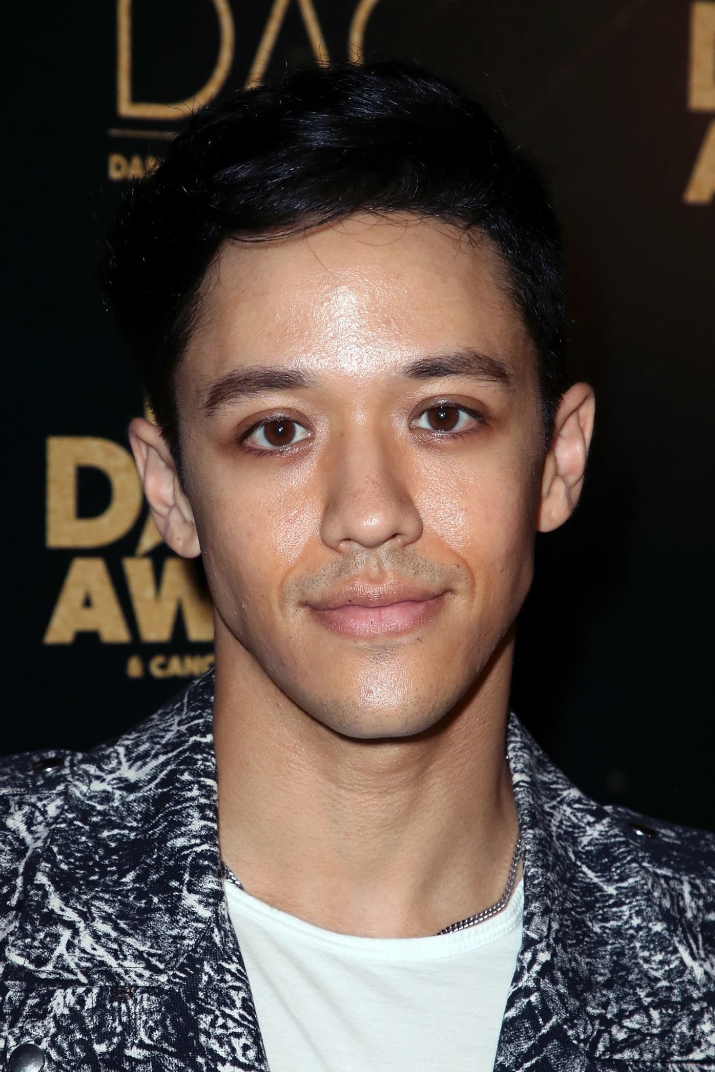 Фото Кайл Ханагами (Kyle Hanagami)