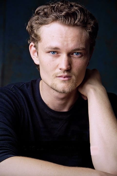 Фото  (Brennan Keel Cook)