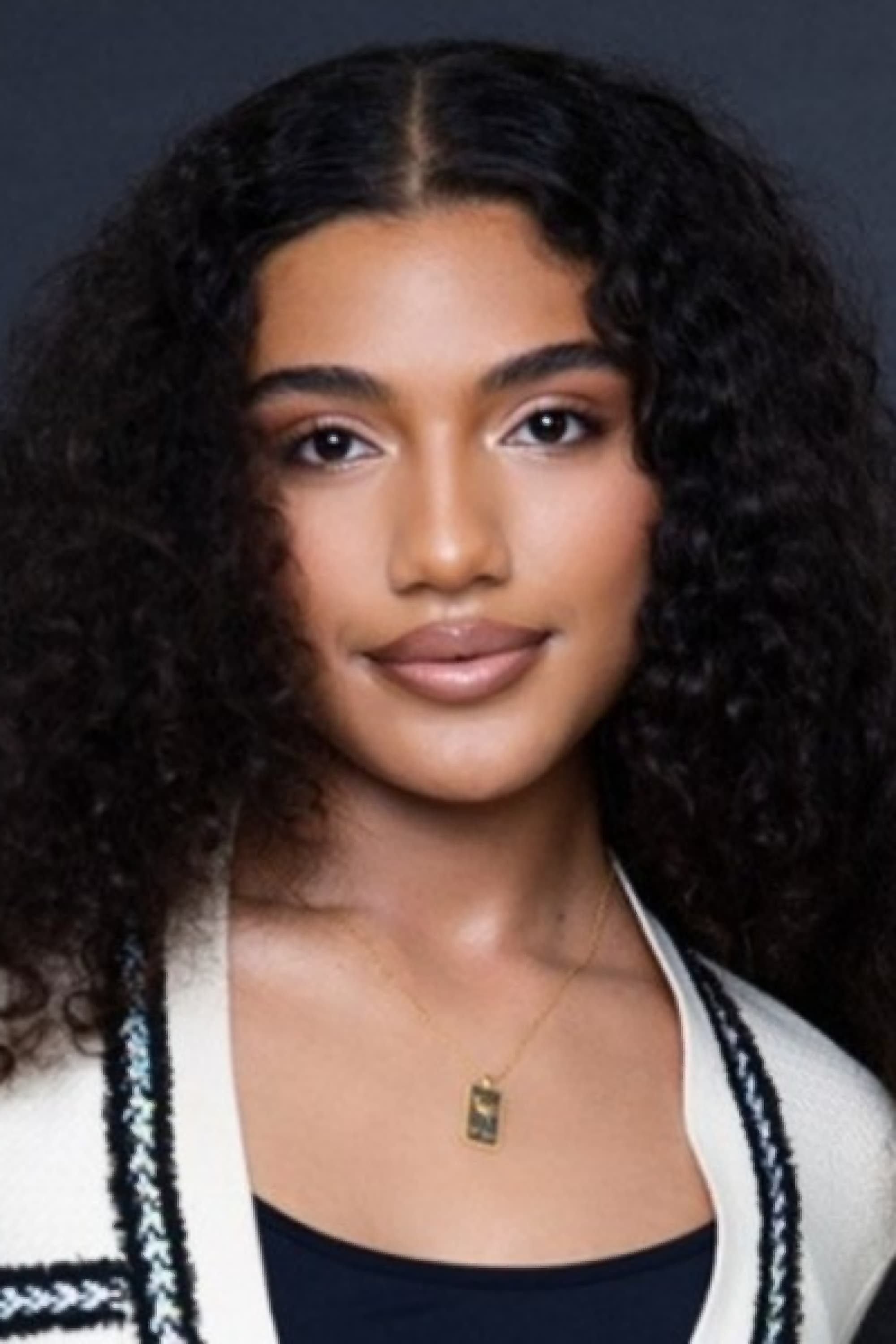 Фото Диор Гудджон (Dior Goodjohn)