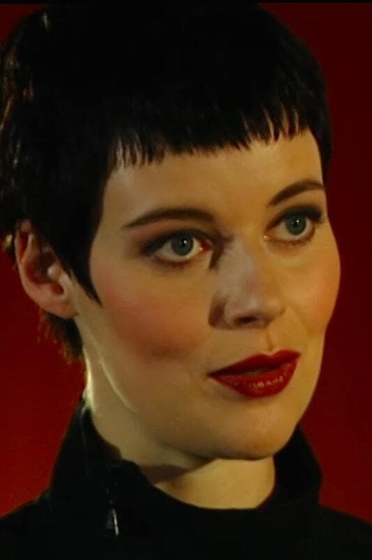 Фото  (Lucy Akhurst)