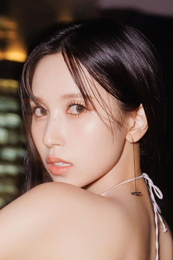 Фото Мина Муйои (MINA)