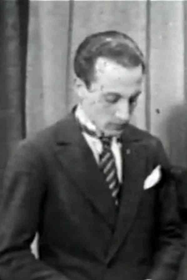 Фото  (Max Nosseck)