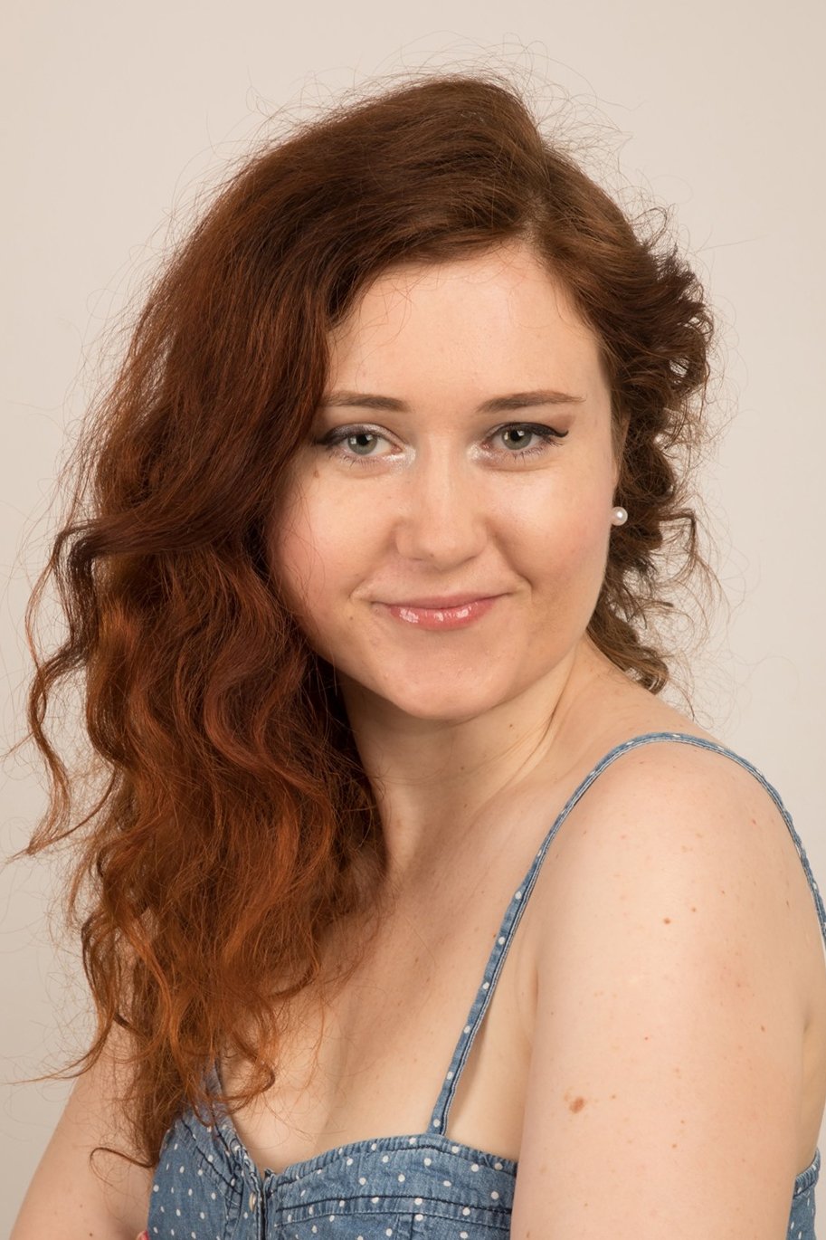 Фото Эва Тулова́ (Eva Toulová)