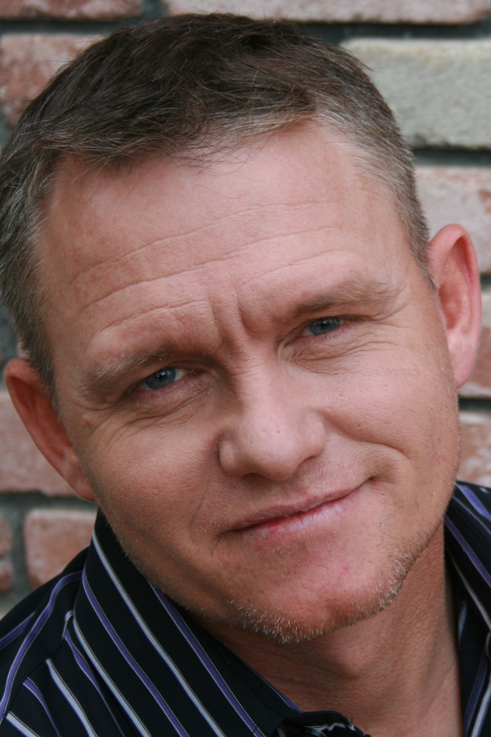 Фото Фредди Джо Фарнсворт (Freddie Joe Farnsworth)