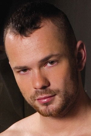 Фото  (Owen Hawk)