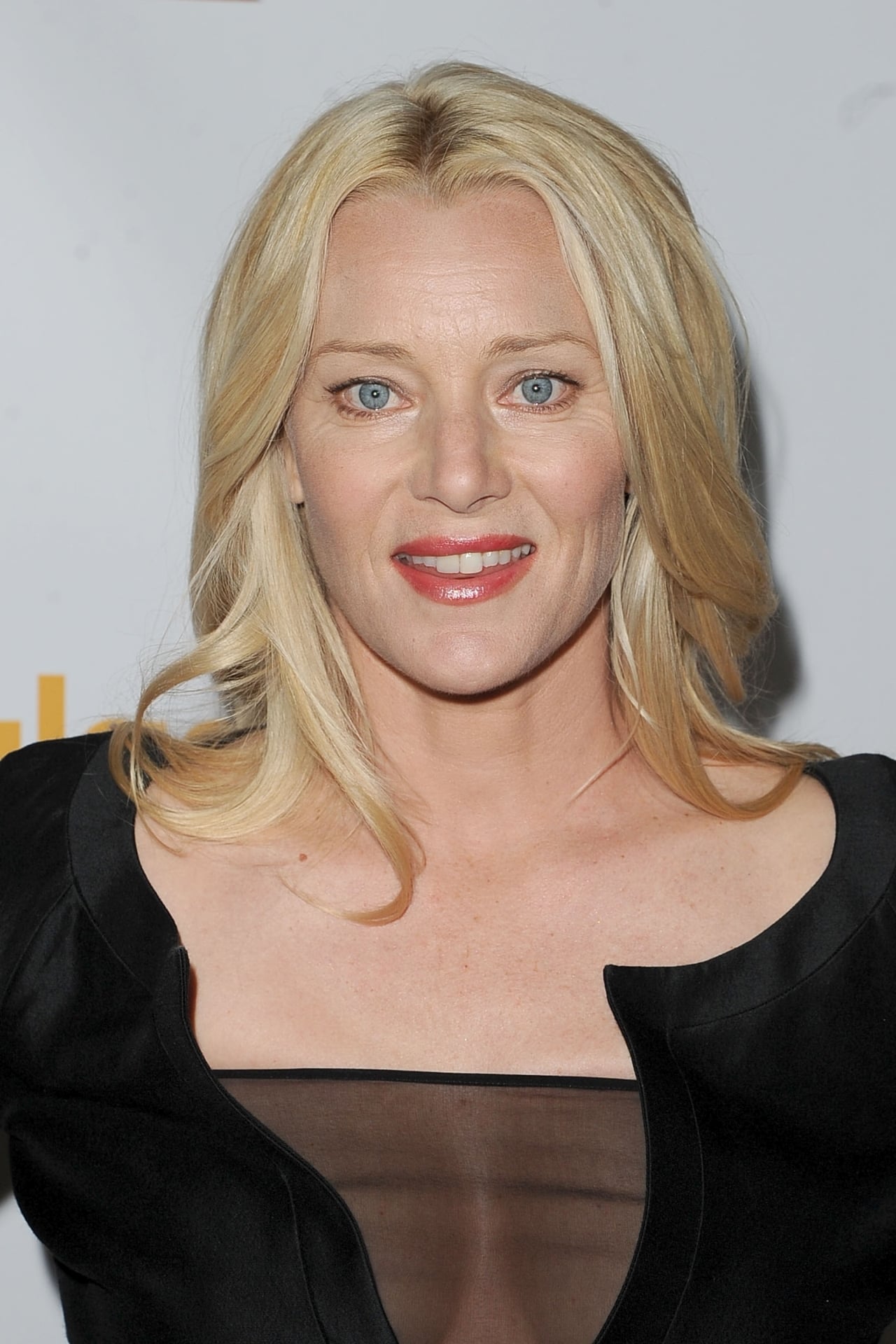 Фото Анджела Физерстоун (Angela Featherstone)