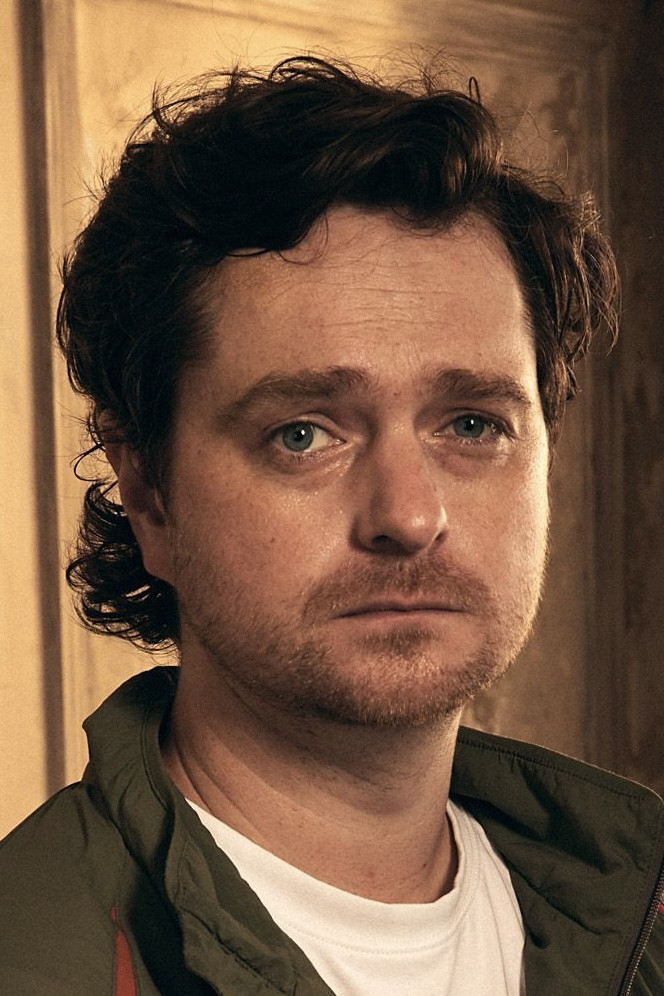 Фото  (Michael Shanks)