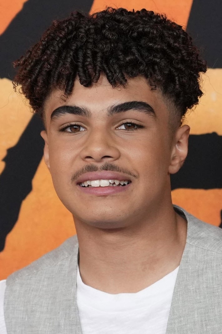 Фото Итан Исидор (Ethann Isidore)