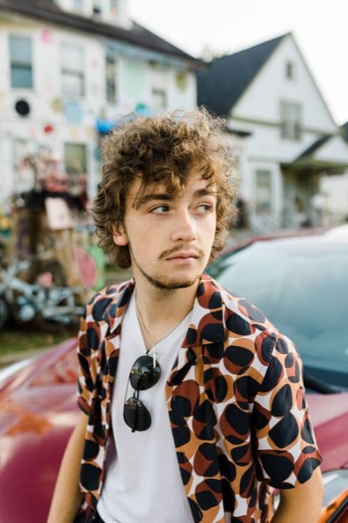 Фото  (Ethan Williams)