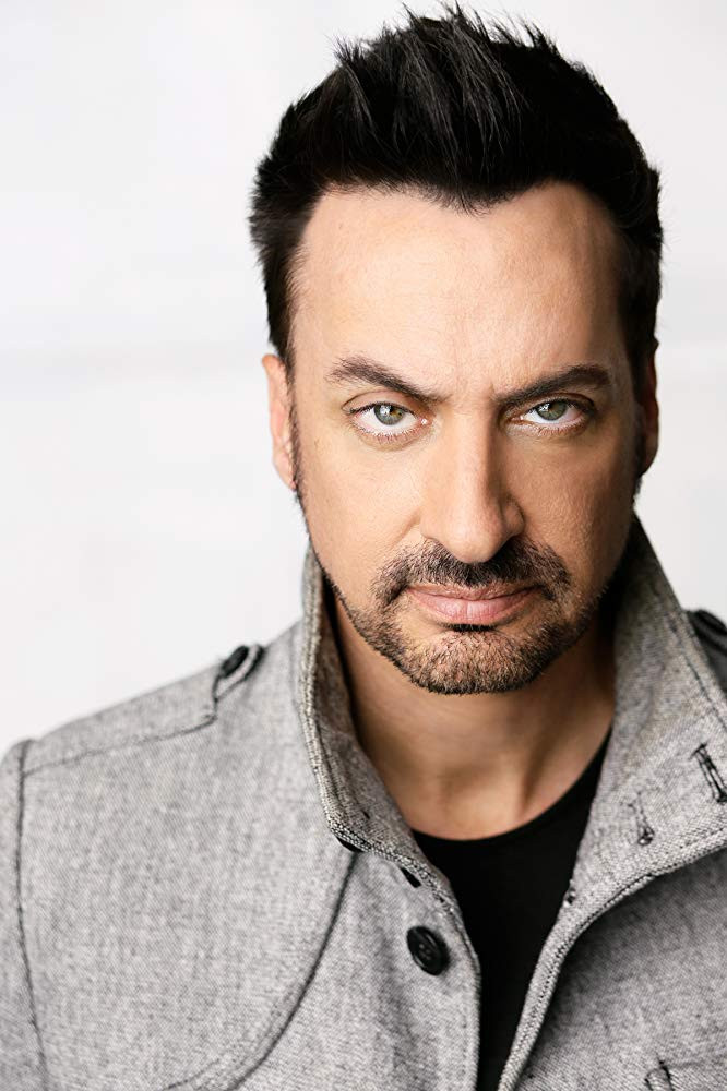 Фото  (Stephen Full)