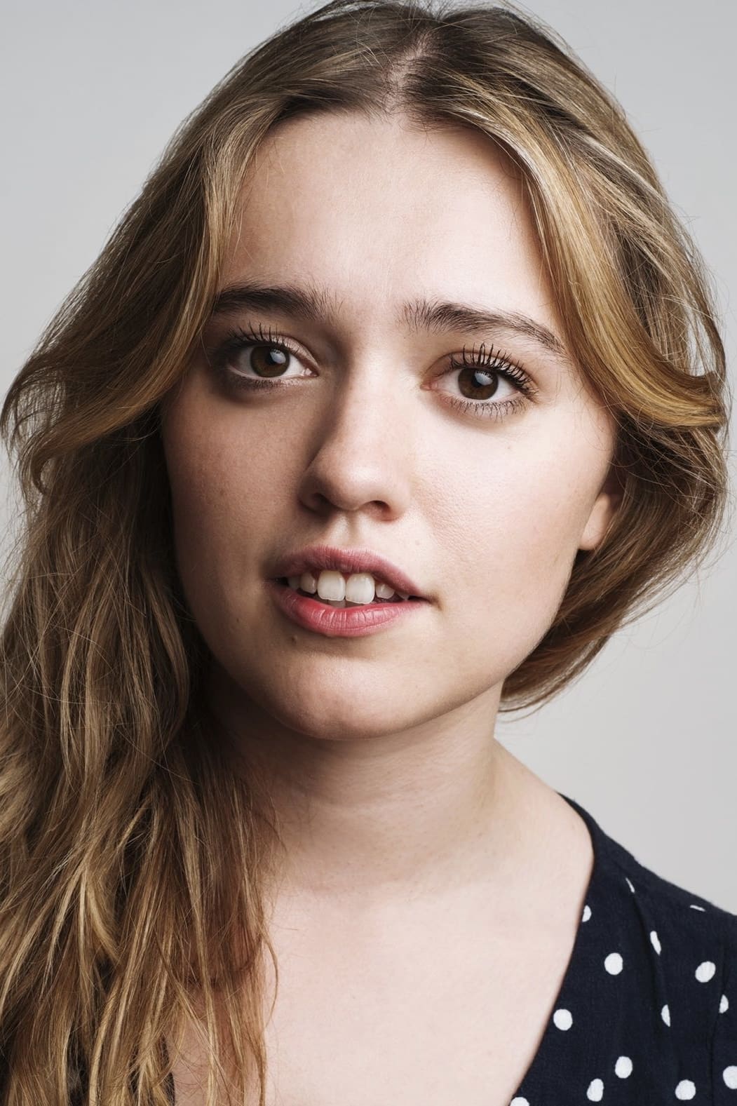 Фото Эйми Лу Вуд (Aimee Lou Wood)