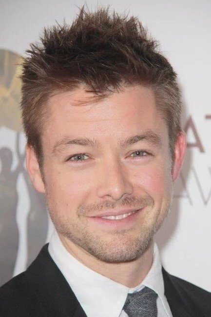 Фото  (Cole Williams)