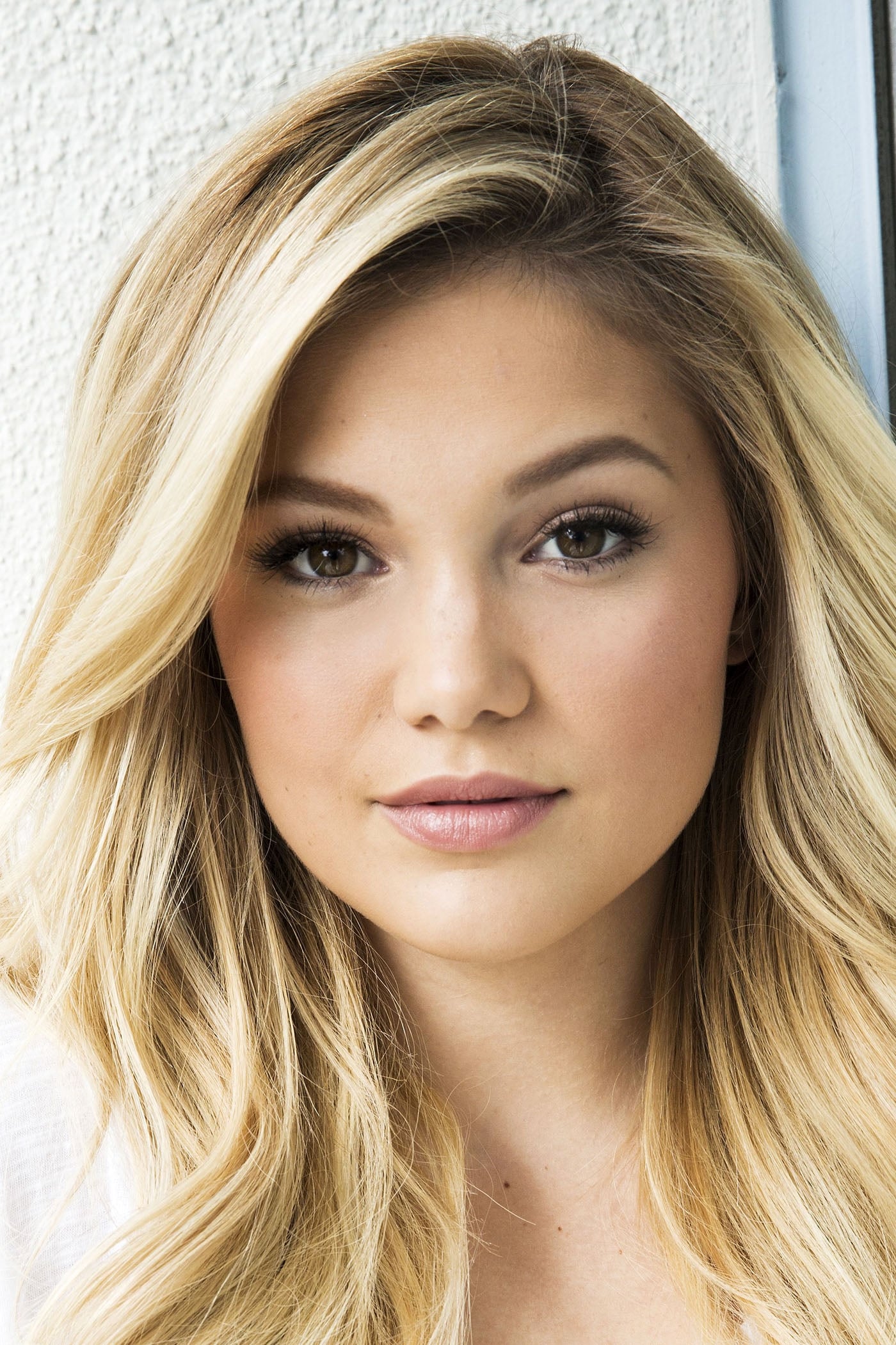 Фото Оливия Холт (Olivia Holt)