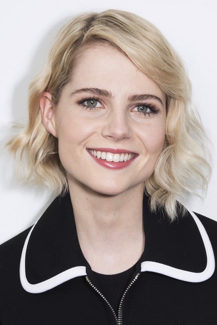Фото Люси Бойнтон (Lucy Boynton)