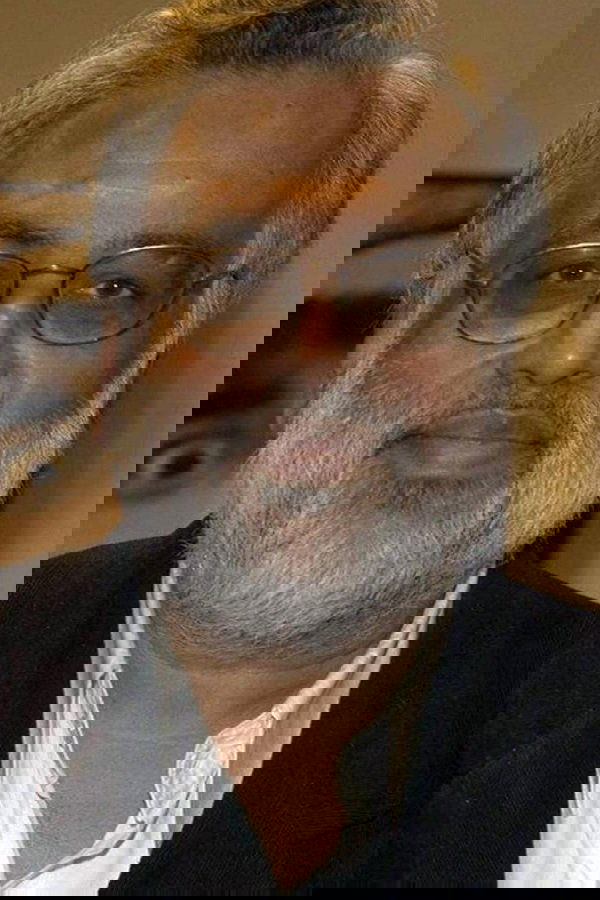 Фото  (Jag Mundhra)