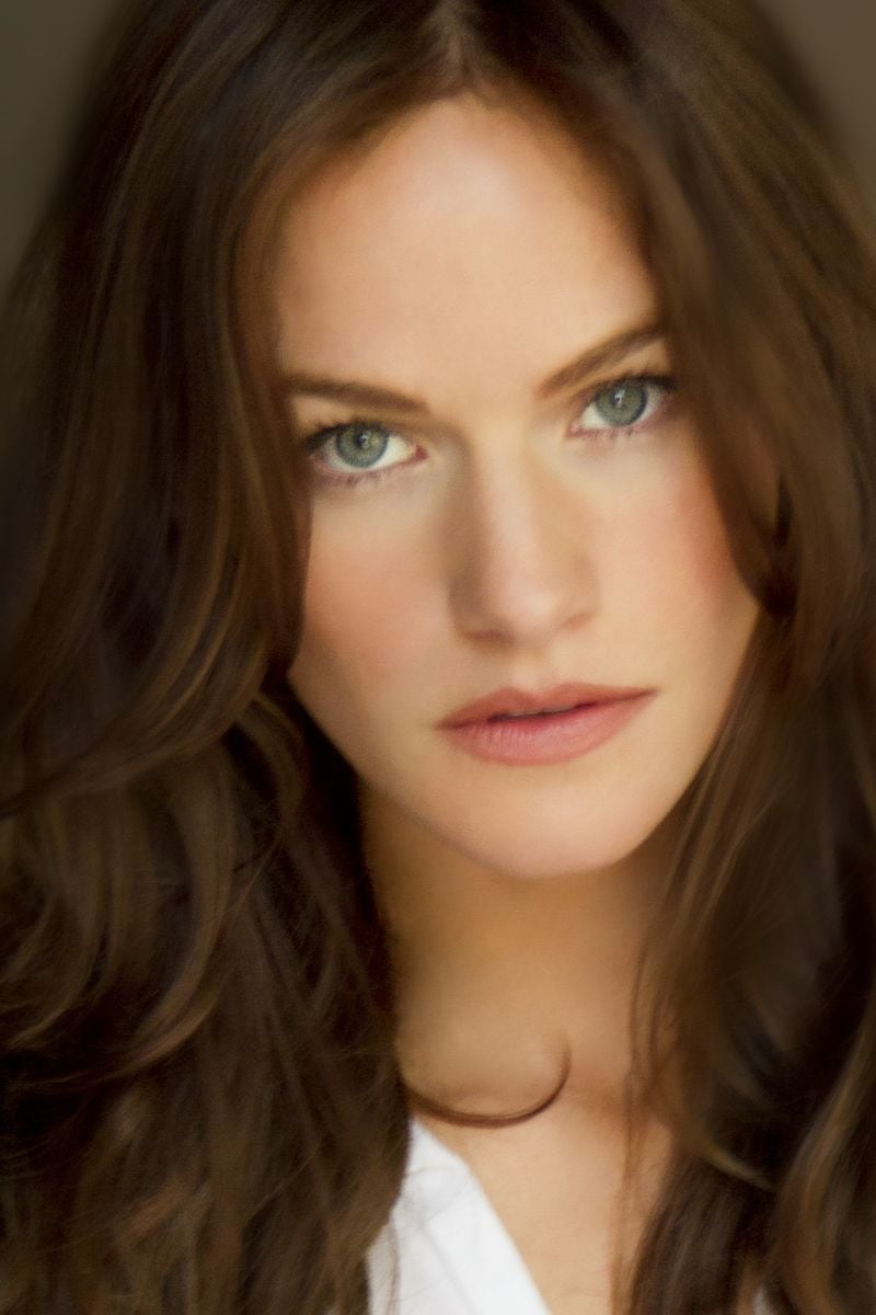Фото Kelly Overton